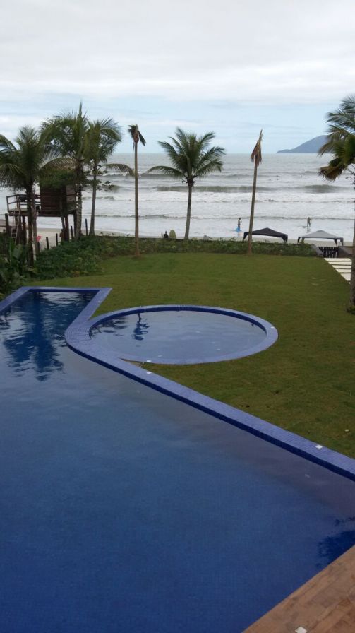 Piscina Frente ao Mar 