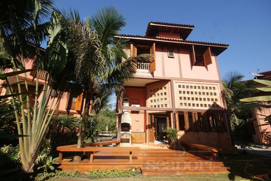 Fachada e Churrasqueira