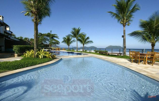 Piscina Frente ao Mar 