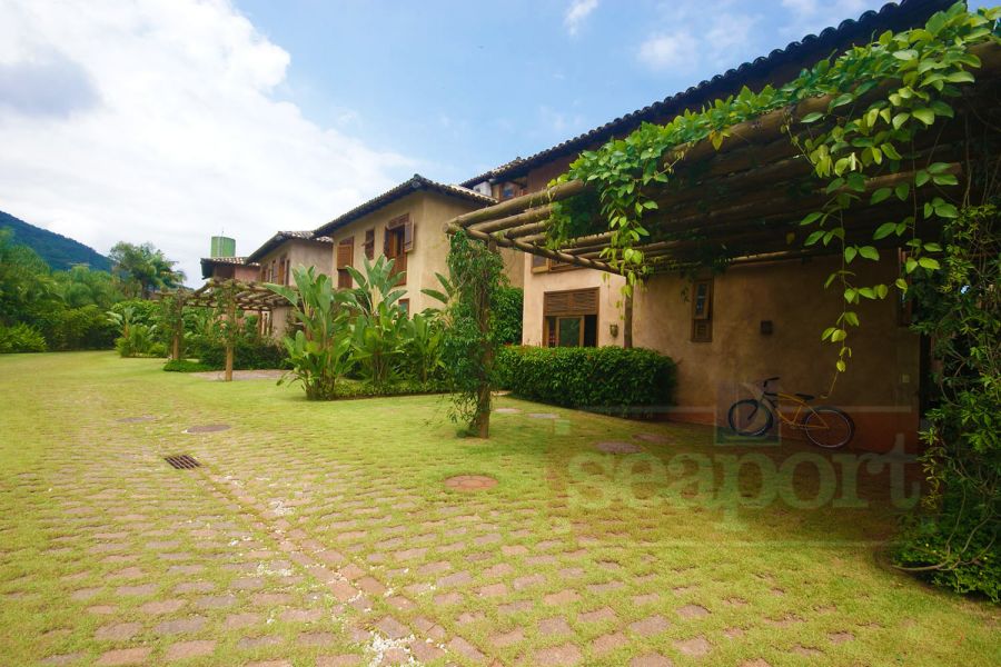 Rua Interna do condomÃ­nio 