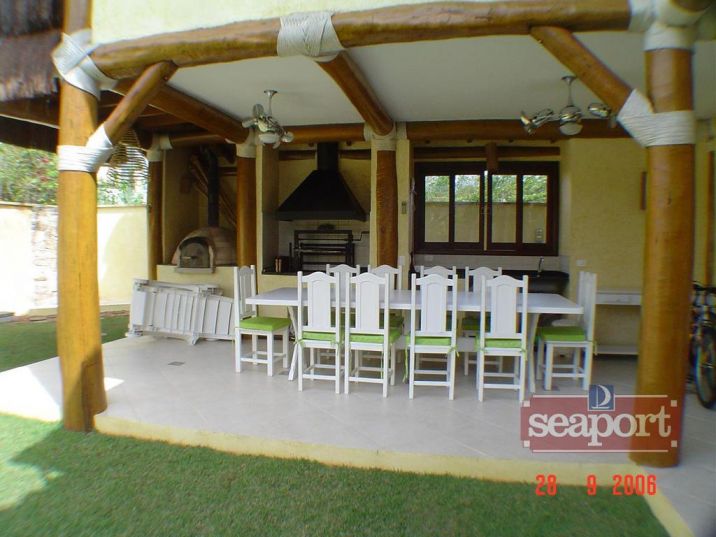 Varanda e churrasqueira