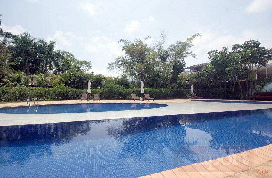 Piscina do Condominio 