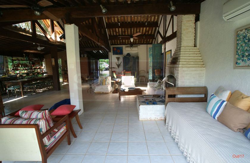 Salas e churrasqueira 