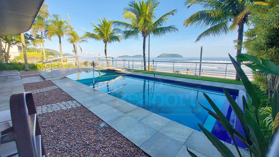 Piscina Frente ao Mar 