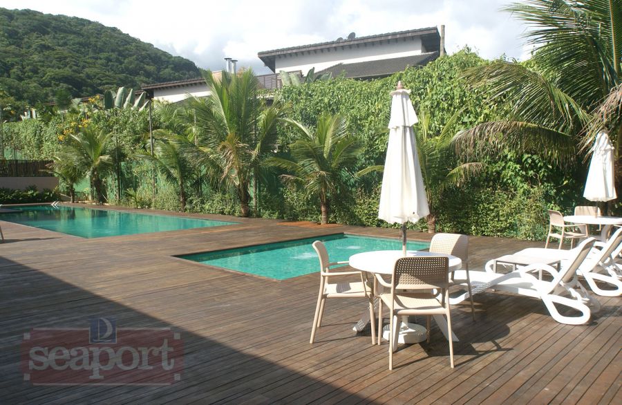 Piscina CondomÃ­nio