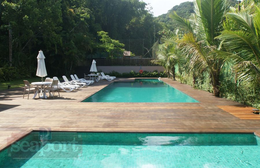 Piscina CondomÃ­nio