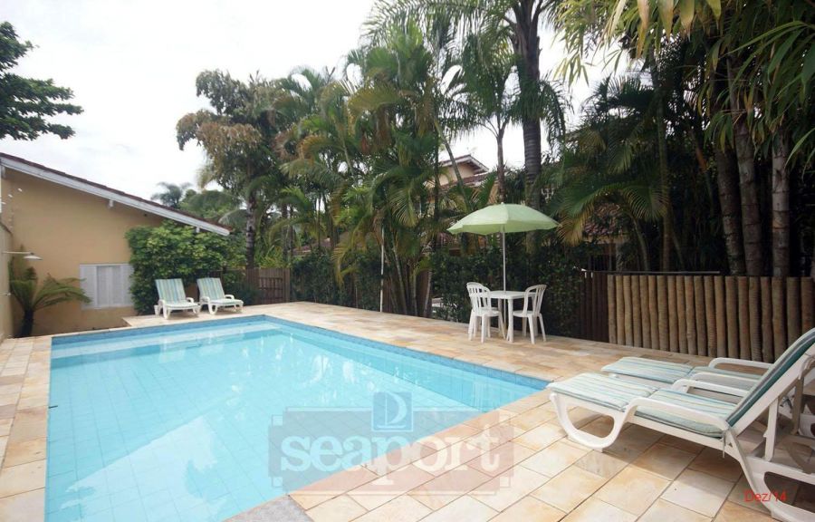 Piscina do CondomÃ­nio