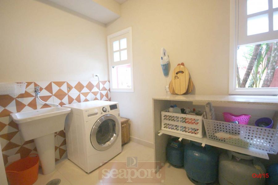 Ãrea de ServiÃ§o