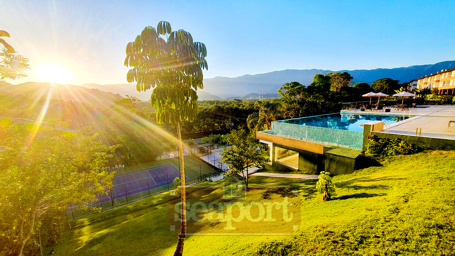 Piscina Bordas Infinitas