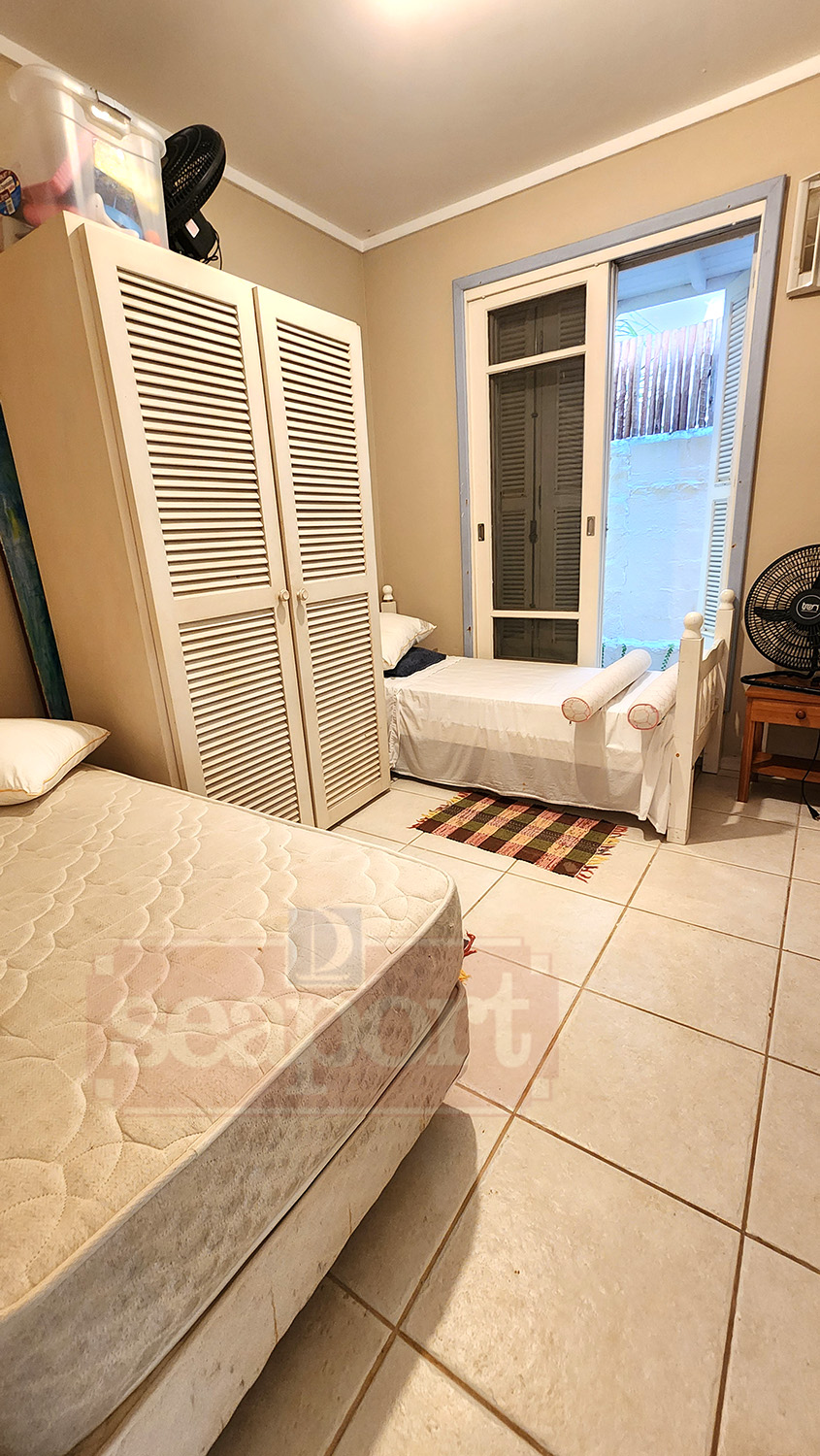 Dependência de empregada 