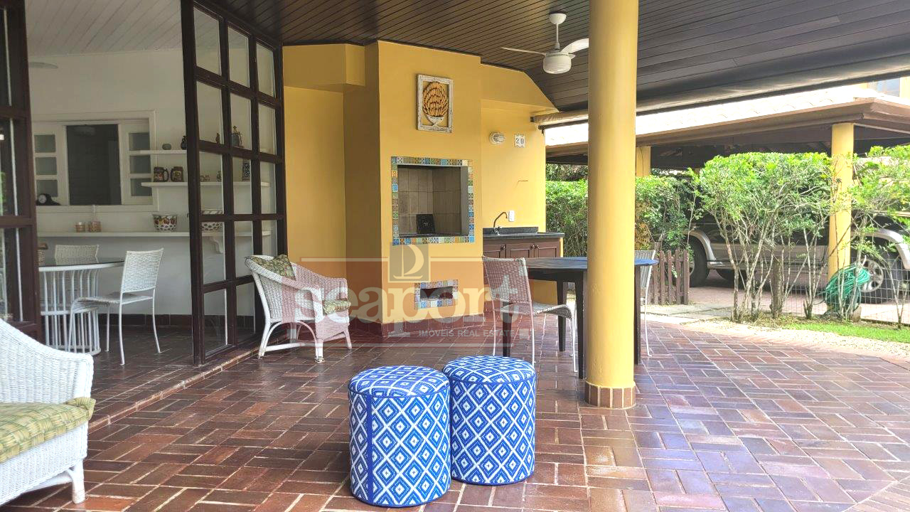 Varanda e Churrasqueira 