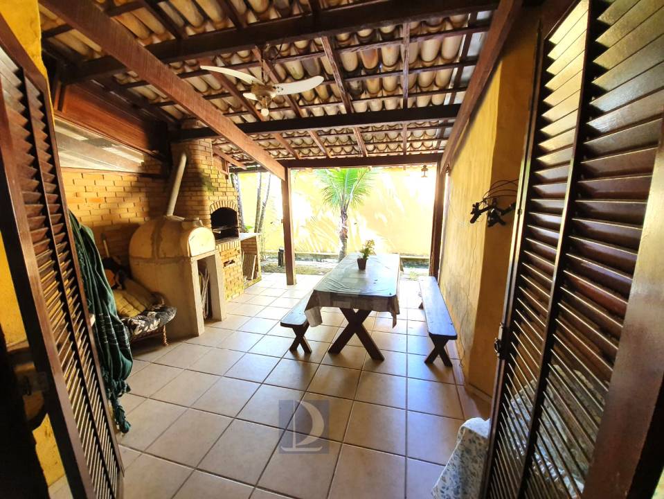 Varanda e churrasqueira 