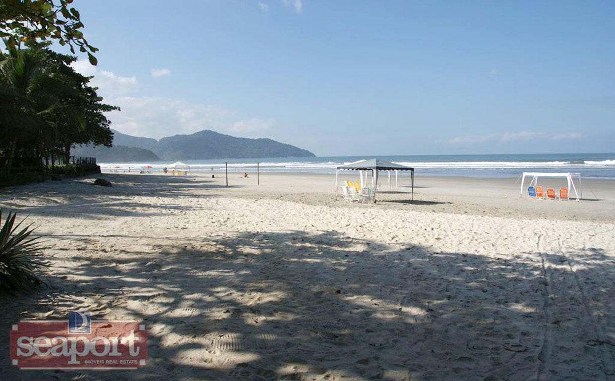 Praia de Camburi 