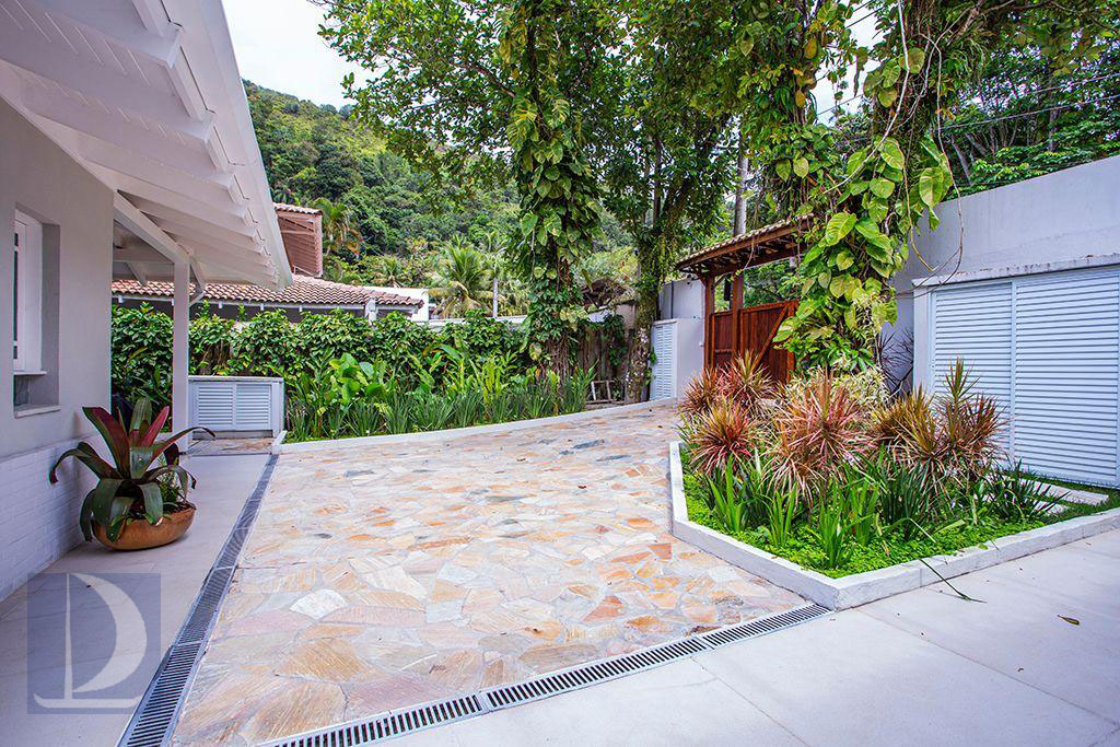 Entrada Estacionamento