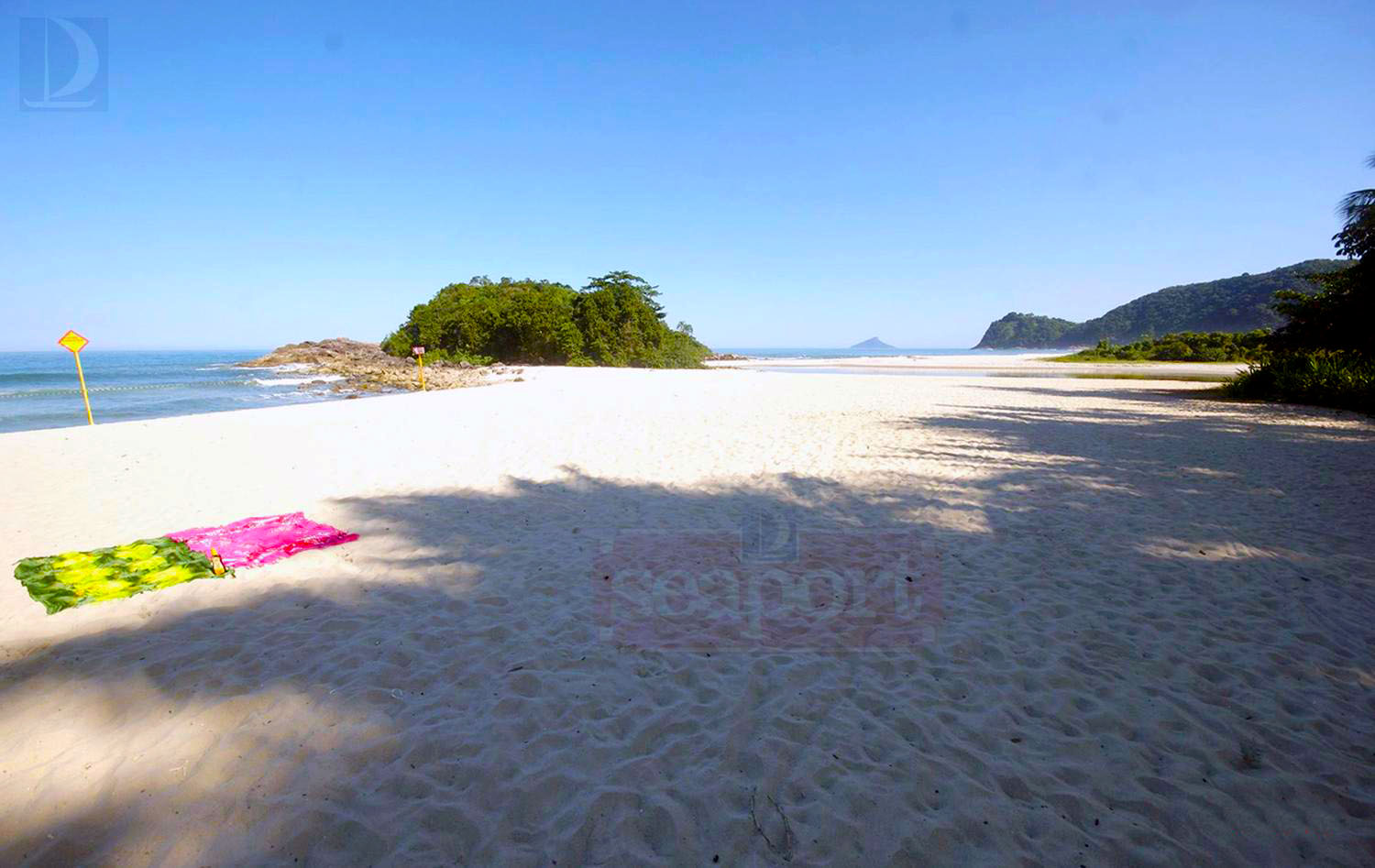 Praia de Camburyzinho