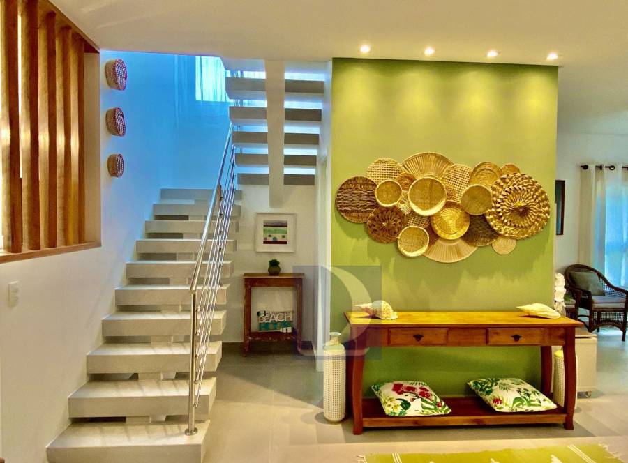 Escada acesso suítes 