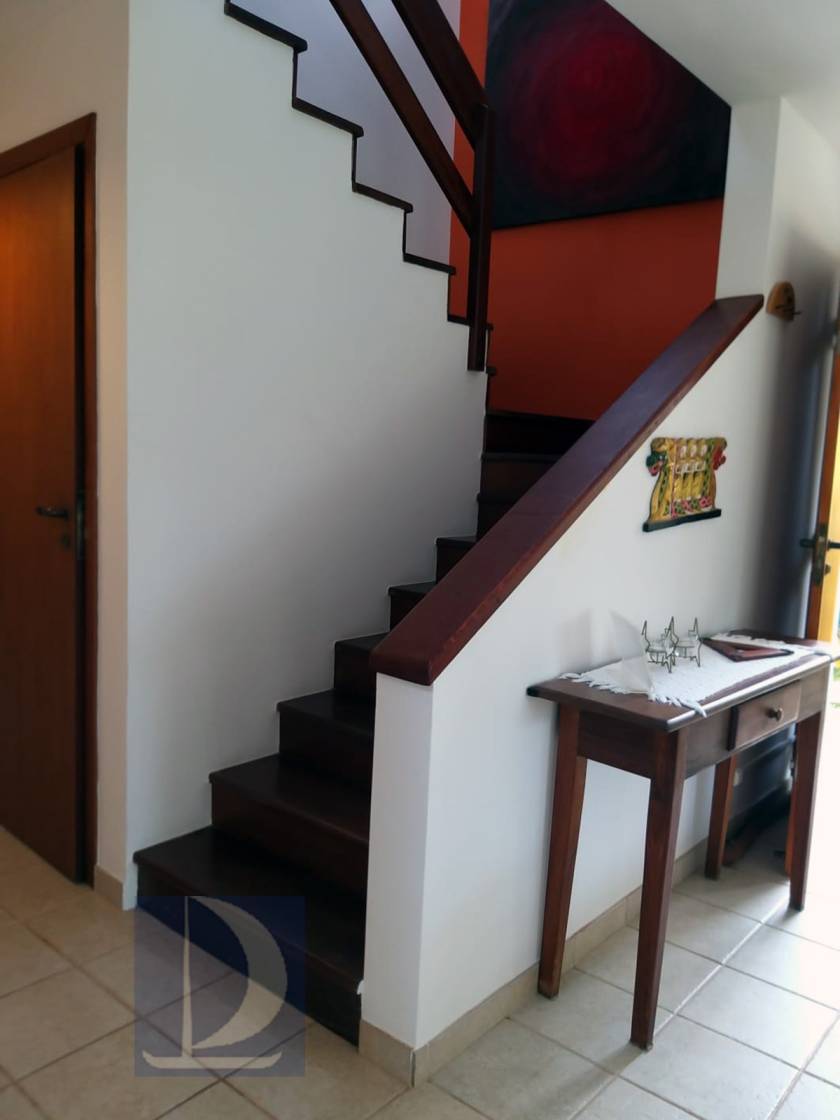 Escada de acesso aos dormitórios 