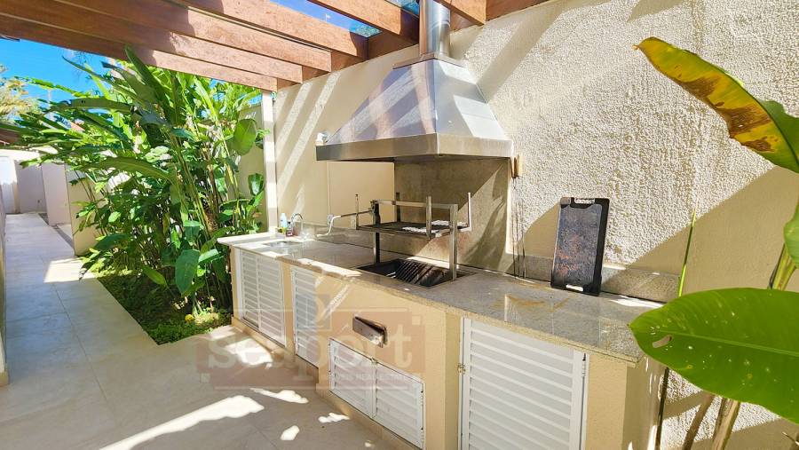 Varanda e Churrasqueira 