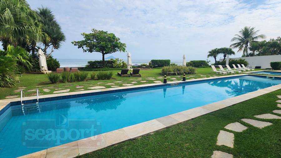 Piscina Frente ao Mar 