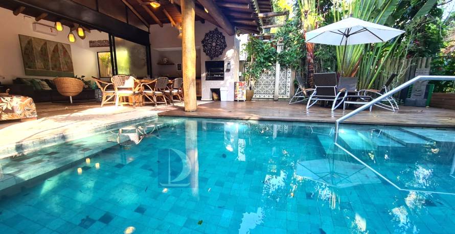 Piscina Privativa aquecida Piscina Privativa aquecida