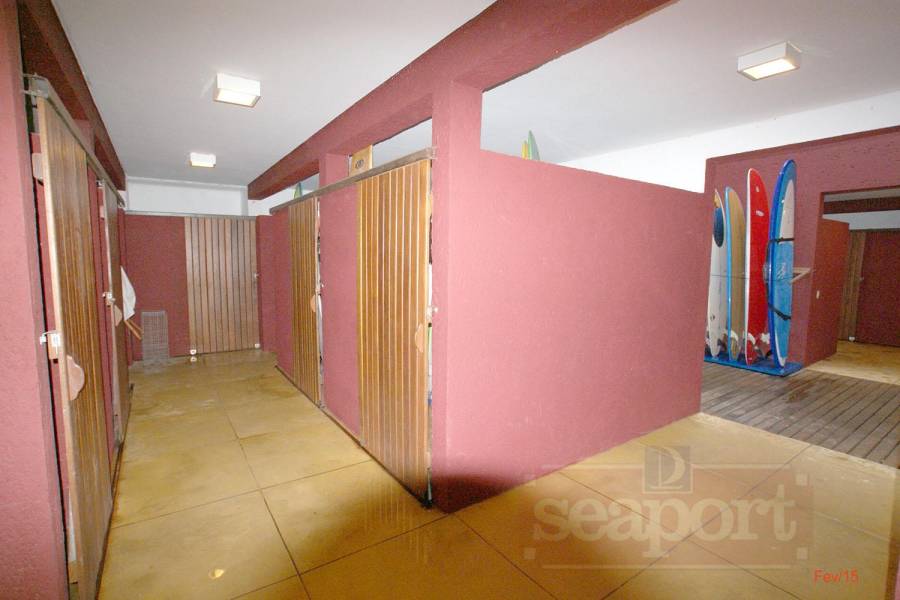 Armários do condomínio Armários do condomínio