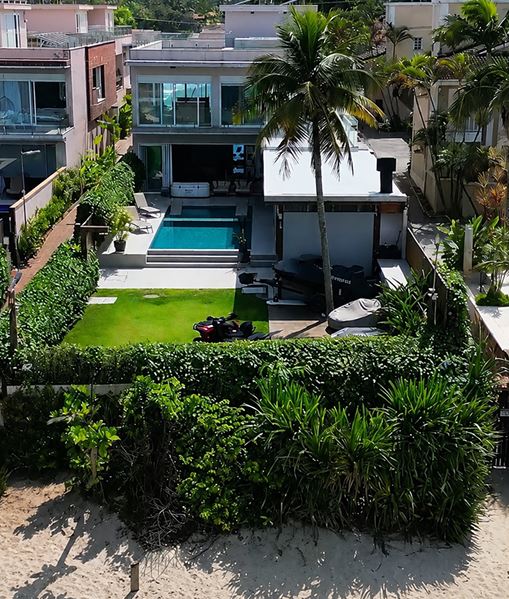 Fachada e Jardim Frente ao Mar Fachada e Jardim Frente ao Mar