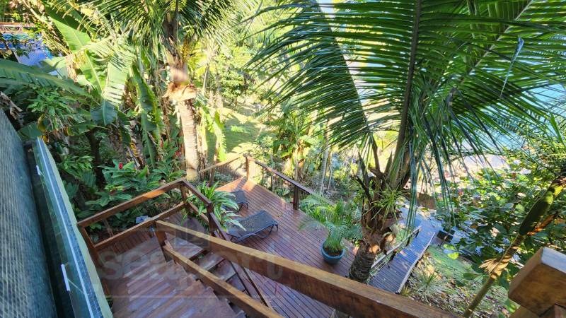 Acesso Piscina /Deck Acesso Piscina /Deck