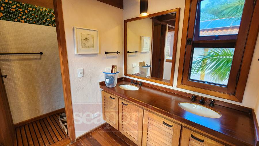 Banheiro Dormitórios