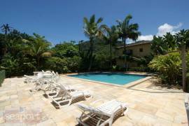 Piscina CondomÃ­nio 