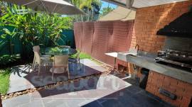 Varanda com churrasqueira