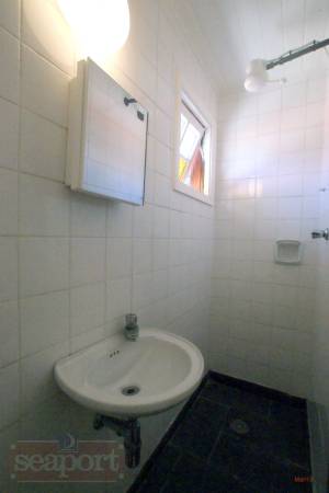 Suíte dep. de funcionária anexo 