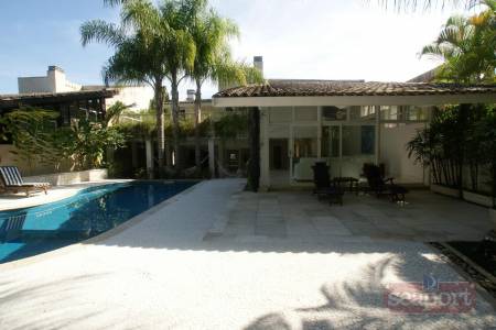 Entrada Fachada Varanda