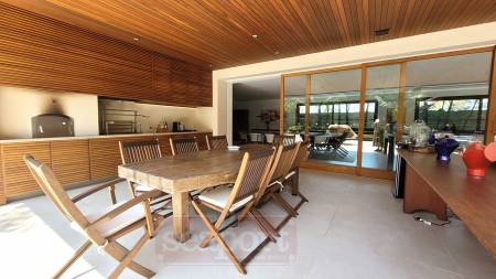 Varanda e espaço gourmet 