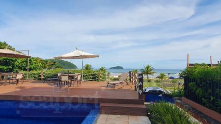 Piscina Frente ao Mar 