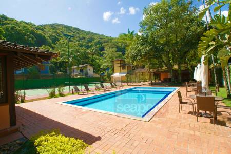 Piscina do condomÃ­nio 