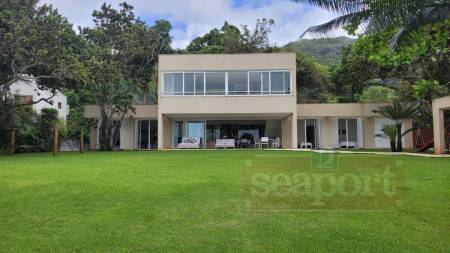 Fachada Frente ao Mar 