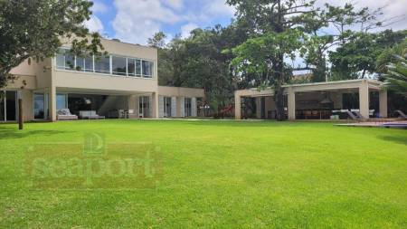 Fachada Frente ao Mar 