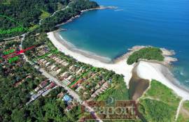 Aerea com a localizaÃ§Ã£o do condomÃ­nio e terreno apoio praia na rua da praia