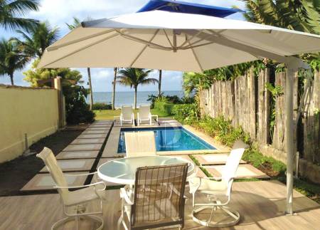 Piscina frente ao mar 