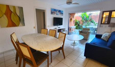 CASA 102:  Sala de Estar / Jantar