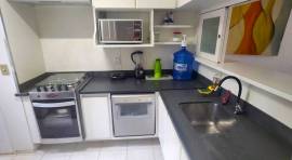 Cozinha c/ Lava pratos, micro ondas, refil galÃ£o 20L, liquidificador, minigrill, exautor e forno/fogÃ£o