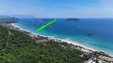 Localização do condomínio na melhor parte da praia