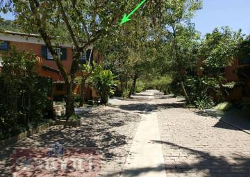 Localização da casa: É a primeira do lado esquerdo mais perto da praia