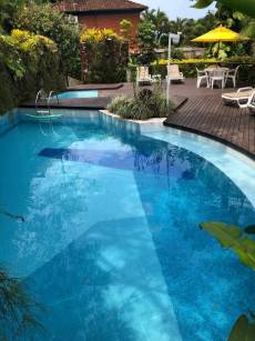 Piscina e Deck com Vista Panorâmica 