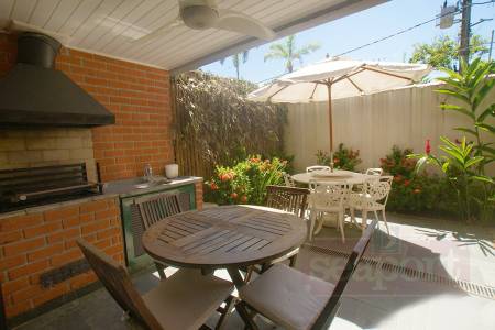 Varanda e churrasqueira 