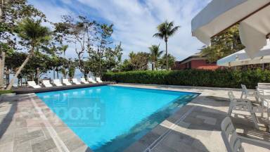 Piscina Frente ao mar 