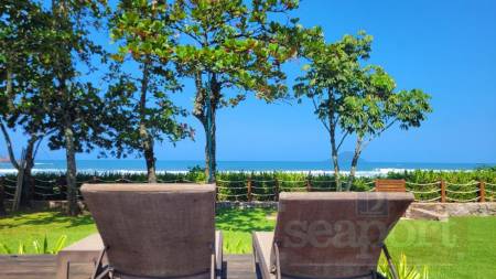 Jardim Frente ao Mar 