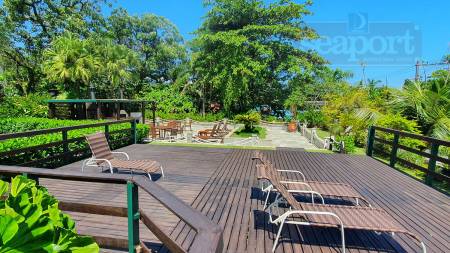 Deck e solarium  próximo ao espaço gourmet5