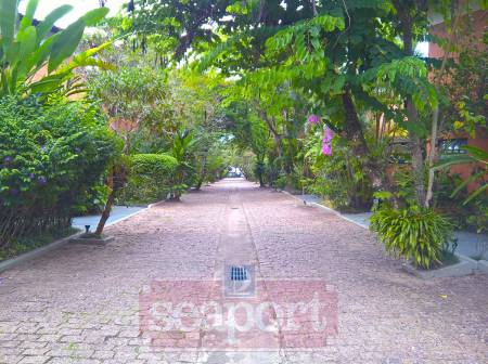 Rua interna do condomínio 