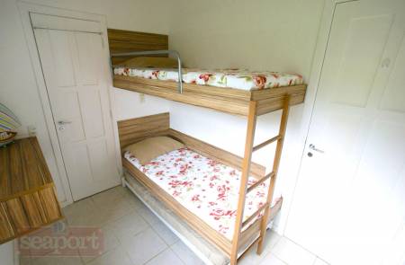 Suíte 3: beliche, sub-cama  para criança e ventilador de teto